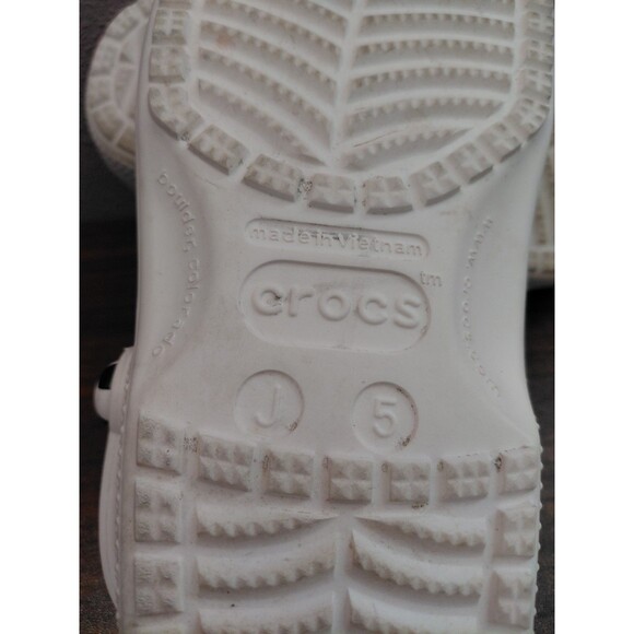 CROCS Classic Black/White Soccer Ball Slip On Clogs Big Kids Size J5 - Picture 9 of 9